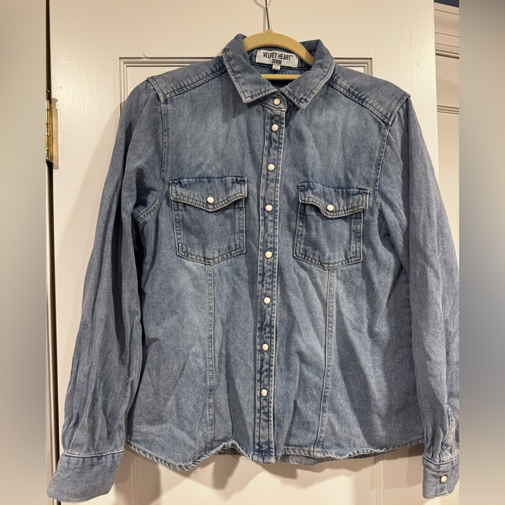 Velvet Heart Light Blue Denim Top